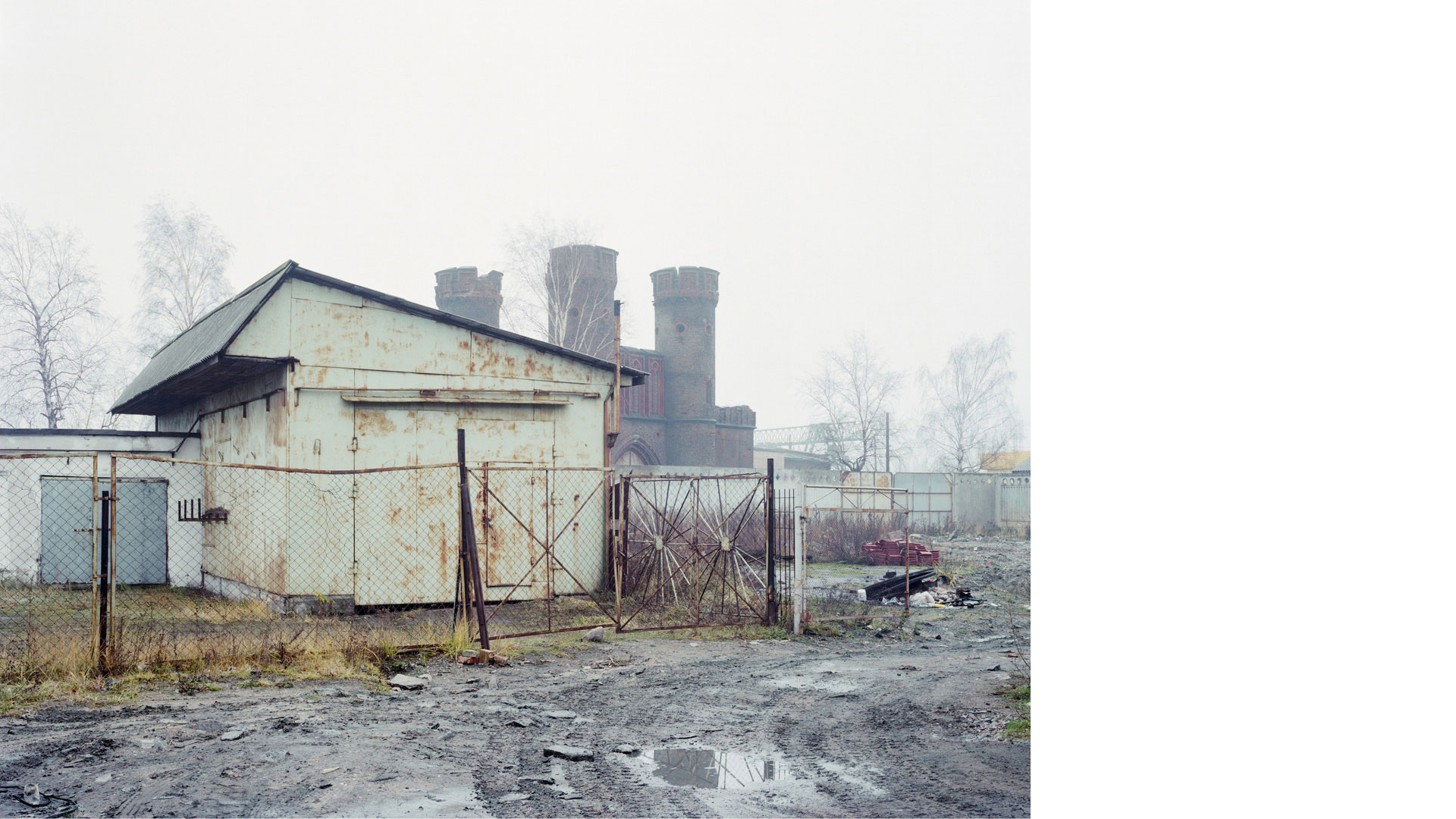 Untitled (from the series "The Kant Walks"), 2003-2004 C-print 68.5 x 80 cm