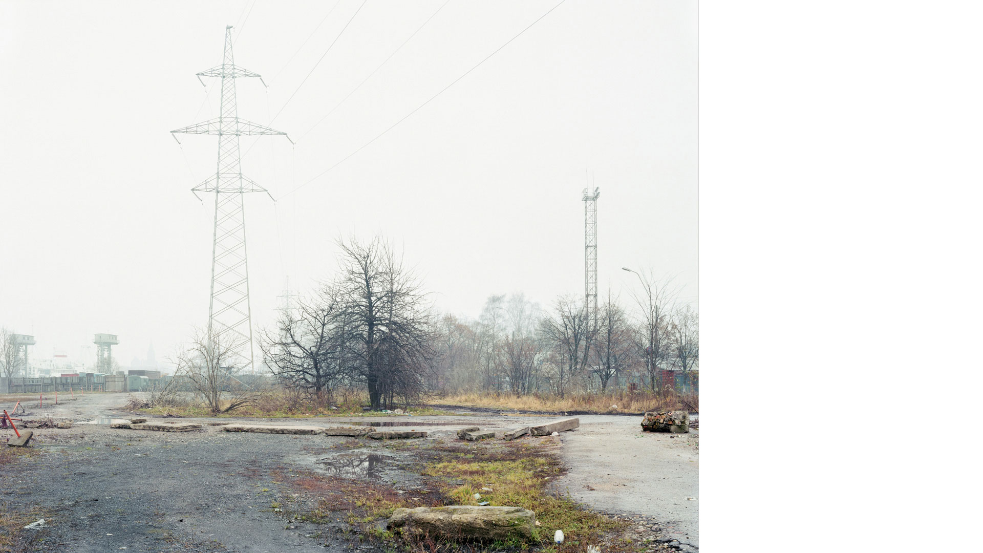 Untitled (from the series "The Kant Walks"), 2003-2004 C-print 68.5 x 80 cm