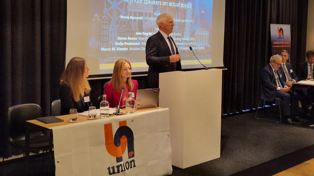  Vice-President Steve Rowan delivering keynote at UNION IP Congress
