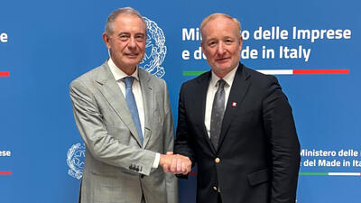 EPA-Präsident Campinos mit dem italienischen Minister für Unternehmen und Made in Italy, Adolfo Urso, am 10. November in Rom (Foto mit freundlicher Genehmigung des Ministeriums für Unternehmen und Made in Italy).